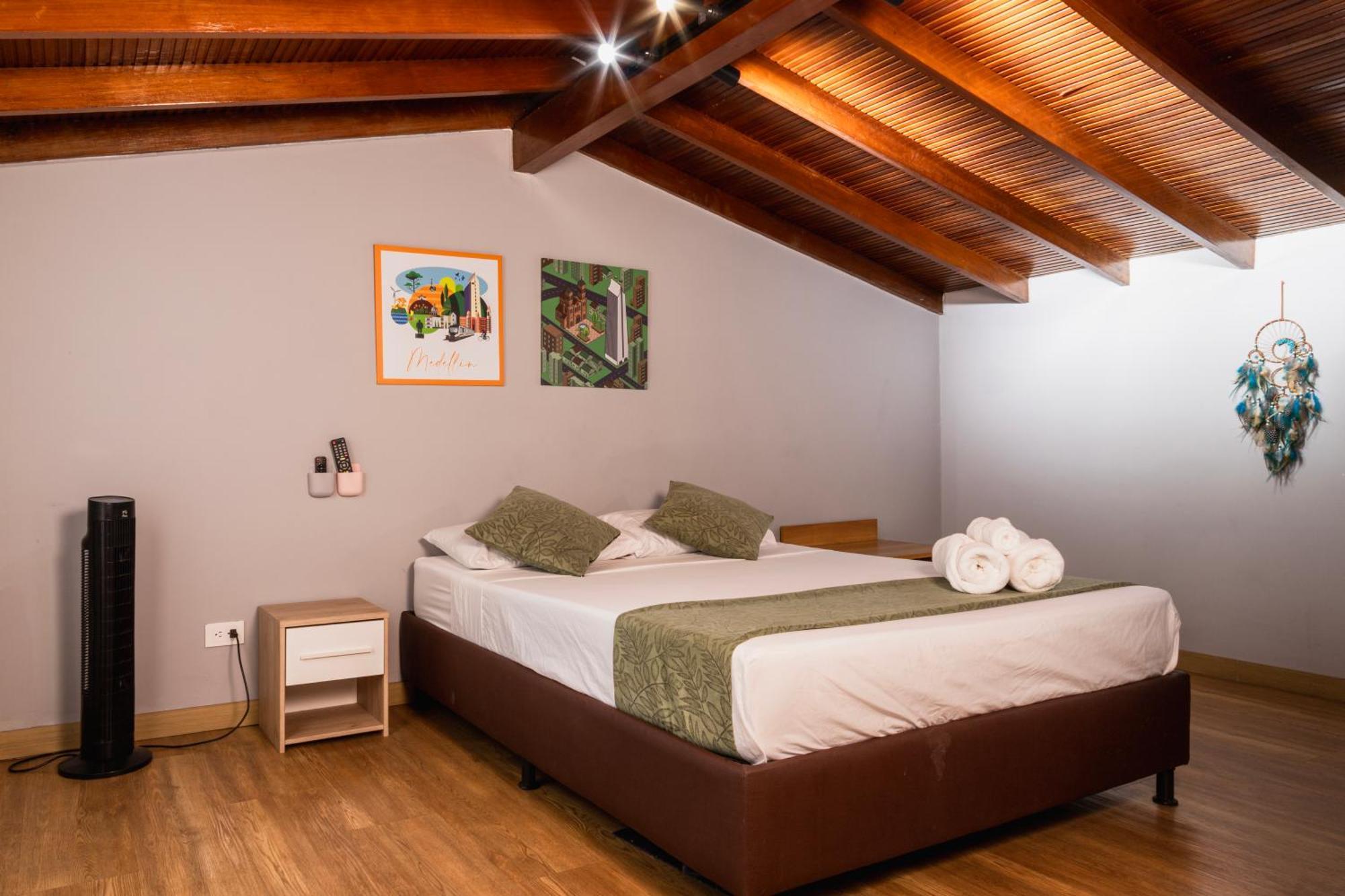 Hotel Casa 73 Deluxe Medellín Extérieur photo