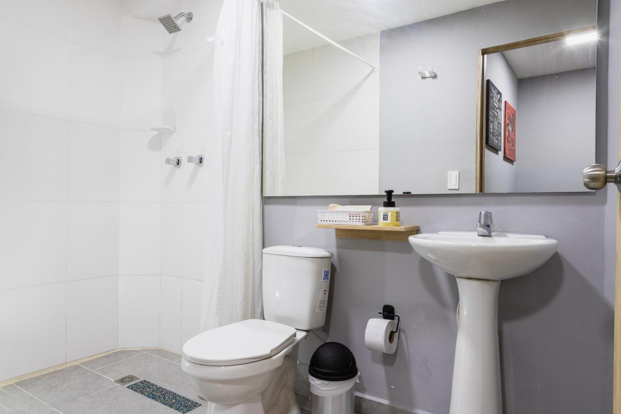 Hotel Casa 73 Deluxe Medellín Extérieur photo