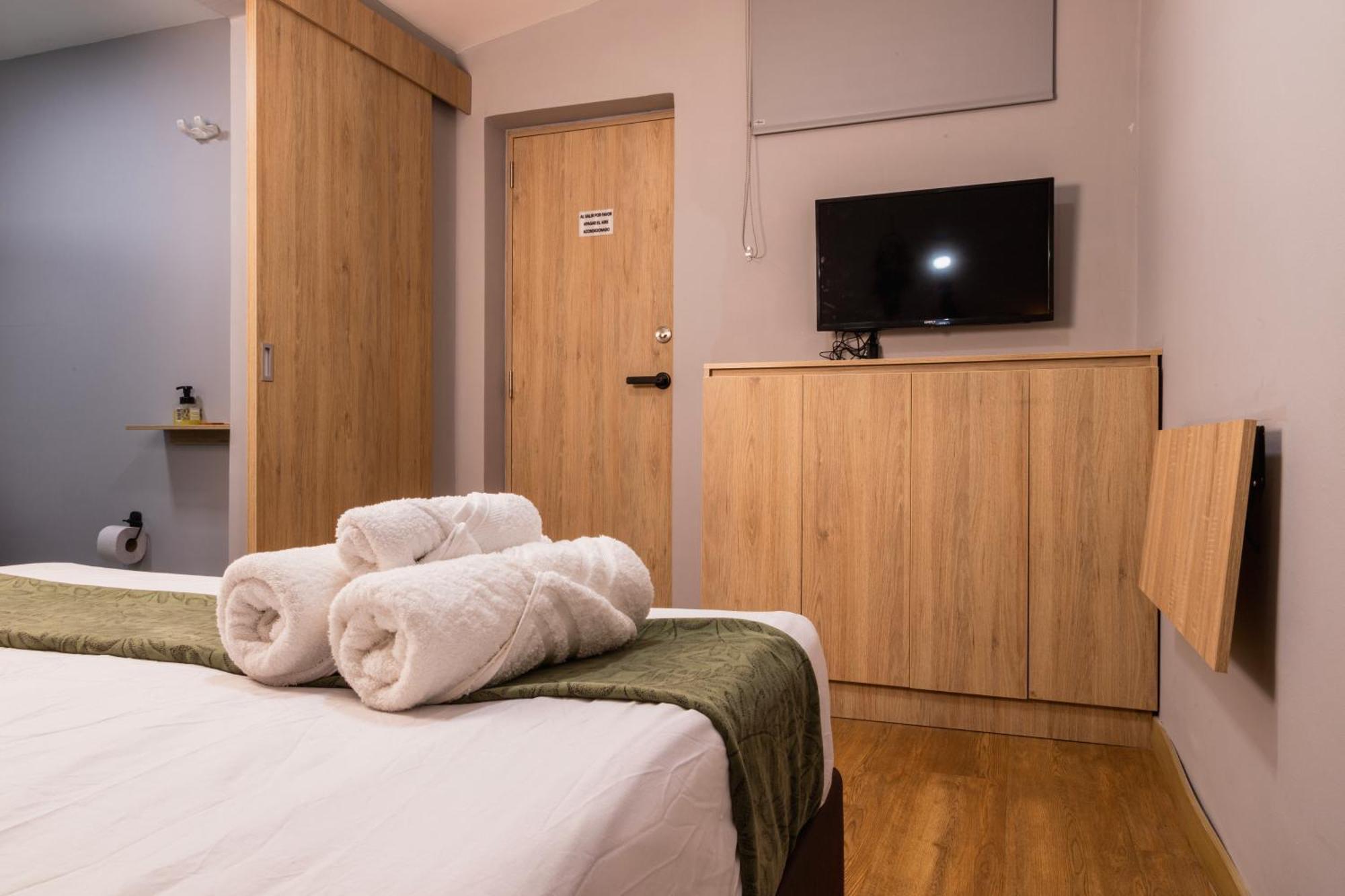 Hotel Casa 73 Deluxe Medellín Extérieur photo